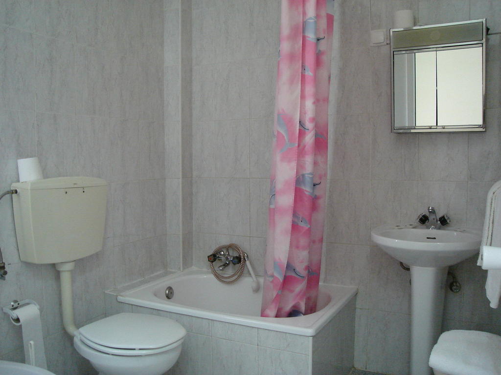 Perola Da Baixa Otel Lisboa Oda fotoğraf